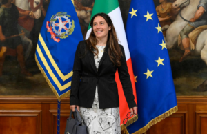 La ministra Locatelli arriva a Selargius per il convegno sulla disprassia