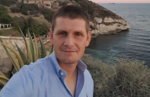 Nicola Riva: “Oggi sono me stesso. Amo mio padre e la Sardegna”