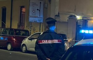 Attentato nella notte a Cagliari: esplode bomba carta davanti a una casa