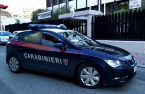 Brucia una precedenza e provoca un incidente: ricercato a Cagliari