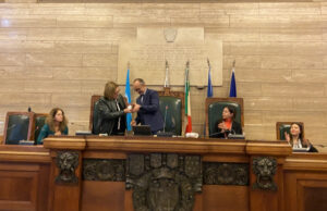 Assegnato a Silvana Migoni la “Medaglia d’Onore Ottone Bacaredda”