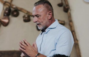 Laurea “honoris” a Ugo Cappellacci per le missioni in Ucraina