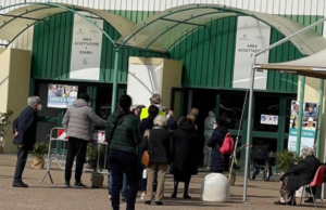 Cagliari, la campagna vaccinale si sposta dalla Fiera al Binaghi