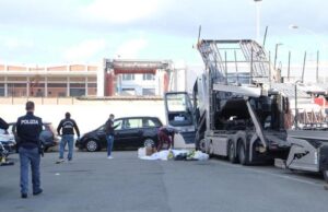 Tragedia a Cagliari, operaio muore schiacciato da cabina di un camion