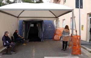 Binaghi, allestita tensostruttura climatizzata in Pneumologia