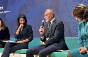 Cappellacci detta la linea: “Sia con Truzzu che con Solinas”