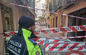 Edificio in gravi condizioni, evacuate 13 persone a Cagliari