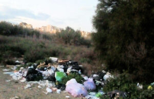 Via Jenner: la discarica che porta agli ospedali di Cagliari