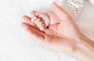 Il piccolo Nicola è il primo nato dell’anno a San Gavino Monreale