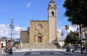 Guspini, allarme maniaco: mostrerebbe i genitali ai bambini