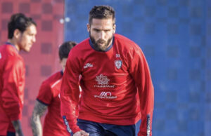 Pavoletti si ferma, Ranieri sfoglia la margherita: Luvumbo o Falco?