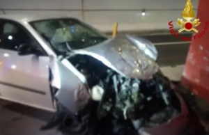 San Teodoro, 50enne si schianta in galleria: è in condizioni gravissime