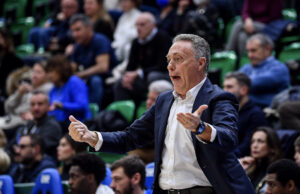 Tremenda battuta d’arresto per la Dinamo: Napoli sul velluto