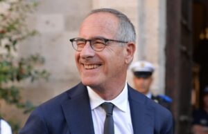 Capodanno flop a Sassari, il sindaco “bersagliato” su Wikipedia