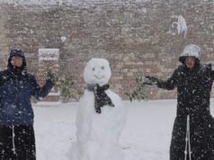 Assisi, il pupazzo di neve dei frati diventa virale