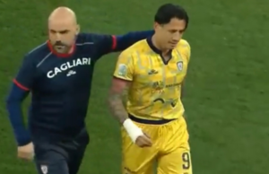 Lapadula segna e viene espulso | Poi il Cagliari è beffato nel finale