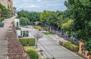 Cagliari, chiusa la passeggiata del Giardino sotto le mura
