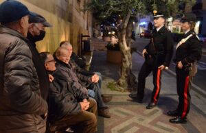 Carabinieri nei centri per gli anziani: insieme contro le truffe