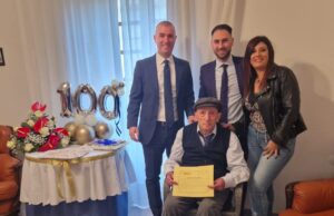Sardara, le Poste festeggiano l’ex dipendente centenario