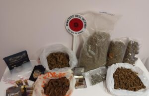 Sinnai, marijuana e hashish in casa: 56 enne in arresto