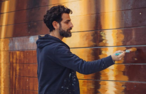 Arzachena, tre cabine rinascono con la street art