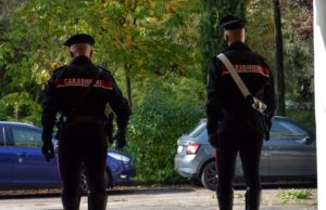 “Posteggi male? Ti squarcio le gomme dell’auto “