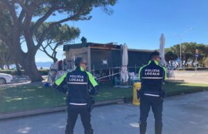 In Piazza dei Centomila senza concessione: sanzionata paninoteca