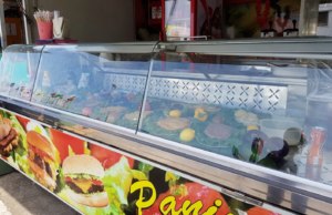 Ambulanti in piazza a Cagliari: “Dopo 20 anni ci revocano le concessioni”