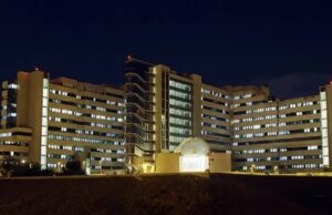 Ciclista travolto ad un incrocio: trasportato con urgenza al Brotzu