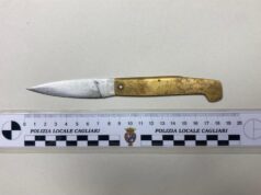 Cagliari, 20enne gira in moto senza patente e con un coltello: sanzionato
