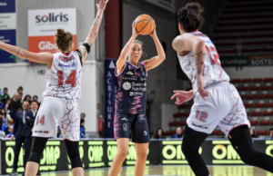 Playoff basket, la Dinamo Women perde gara1 dopo un tempo supplementare