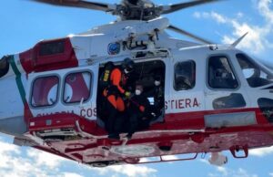 Affonda barchino a Stintino, due sub dispersi in mare