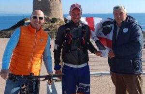 L’impresa di Mauro Abbate: girare l’isola in bici per raccontare la depressione