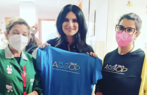 Sorpresa al Microcitemico: Laura Pausini visita i piccoli pazienti