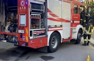 Tragedia sfiorata a Macomer, crolla un pezzo di cornicione a scuola