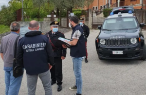 Lavoratore in nero, sospesa attività supermercato a San Gavino