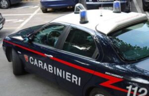 Entrano in centro commerciale e rubano consolle: denunciati a Tortolì