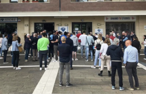 Sassari, febbre biglietti per Dinamo-Milano: tifosi allo store dalle 6 del mattino