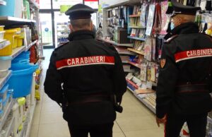 Assemini, ruba nel centro commerciale: trentenne denunciato