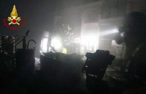 Cagliari, rogo in un bar ristorante in via Gaetano Cima