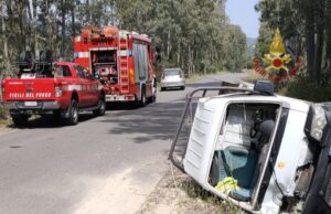 Castiadas, Ape Poker fuori strada: ferito il conducente