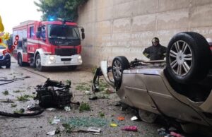 Dramma a Monastir, auto cade dal cavalcavia e si schianta: grave un uomo