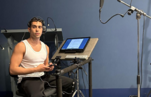 La Sirenetta, Mahmood sarà la voce del granchio Sebastian