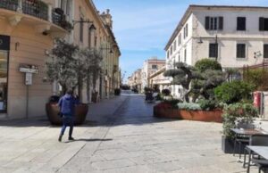 A Olbia hanno voglia di fare a cazzotti: i residenti chiedono sicurezza al prefetto