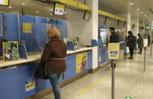 Poste Italiane smentisce: “Confermato impegno in Sardegna”