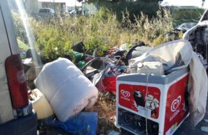 San Paolo, discarica a cielo aperto all’ingresso di Cagliari