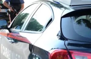 Ha fame, si introduce in una villa e svuota il frigo: 52enne denunciato