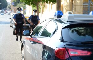 Marijuana “nascosta” tra rose e violette: fermato a Sardara