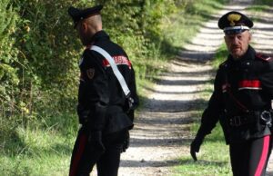 Muravera, vedova di 84 anni colpisce il vicino con una roncola