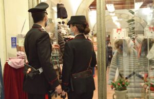 Cagliari, ruba alla Coin e all’OVS: denunciata una 32 enne